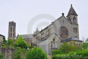 La-catedral-en-limoges-francia-30205493.jpg