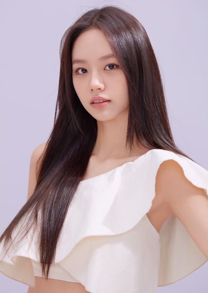 Archivo:Lee Hye Ri.jpg