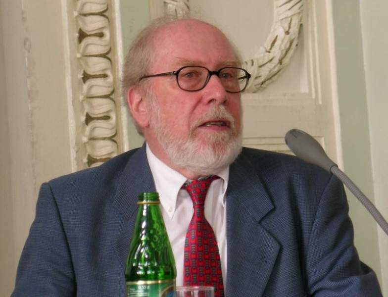 Archivo:Niklaus Wirth.jpg