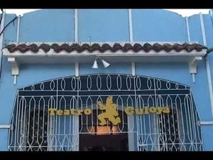 Fachada teatro guloya.jpg