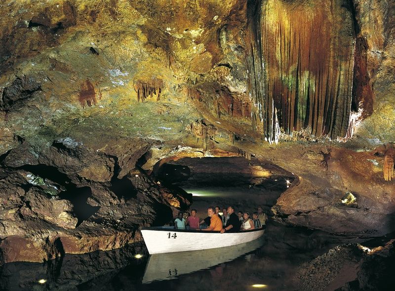 Archivo:Grutas de San José.jpg