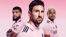 Yedlin, Messi, y Martinez.jpeg