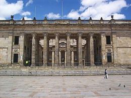 Fachada capitolio.jpg