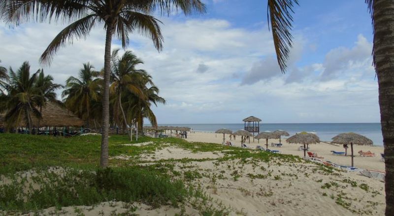 Archivo:Playa1.jpg