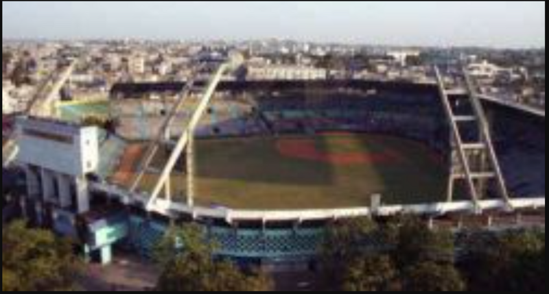 Archivo:Parque-latinoamericana-habana-elcerro.PNG