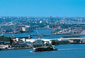 Puerto de rotterdam1.jpg