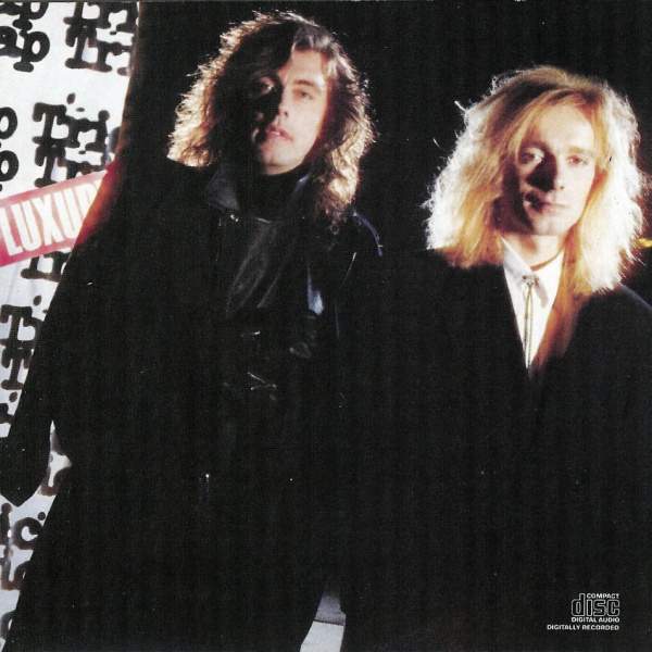 Archivo:Cheap Trick-Lap Of Luxury-Frontal.jpg