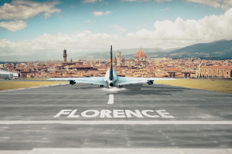Archivo:Aeropuerto de Florencia.jpg