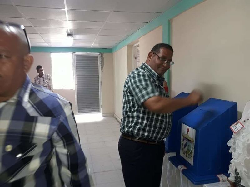 Archivo:Elecciones.jpg