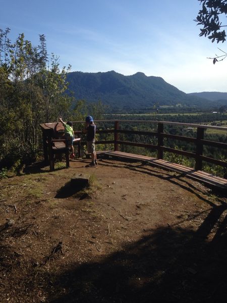 Archivo:Mirador sendero Huillifotem.jpg