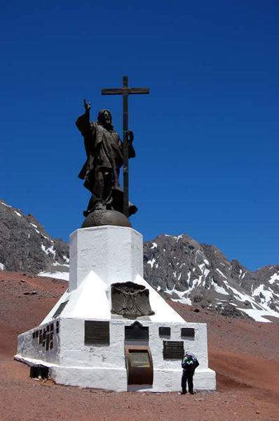 Archivo:Monumento Cristo Redentor.jpg