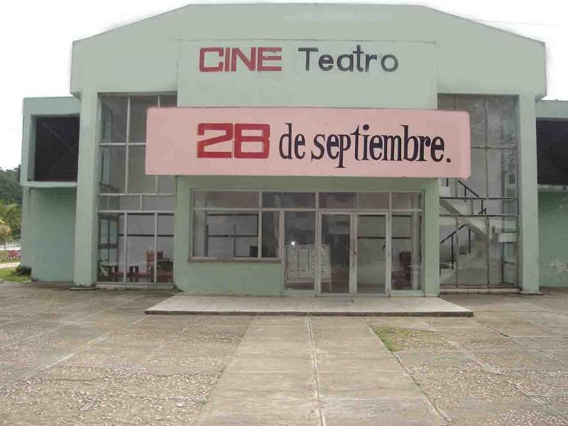 Archivo:Cineyateras.jpg
