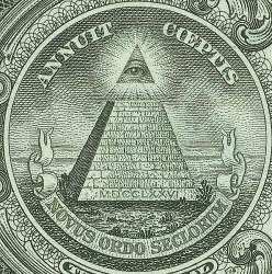 Pirámide-ojo.jpg