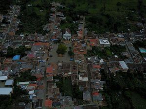 Vista aerea de angostura antioquia.jpg