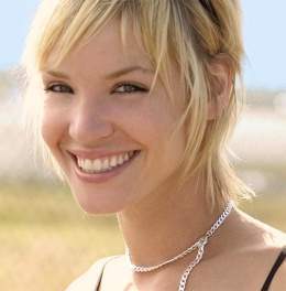 Ashley-scott-pic11.jpg