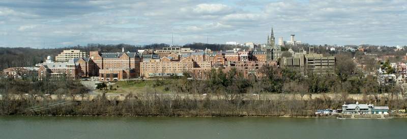 Archivo:Georgetown University Panorama.jpg