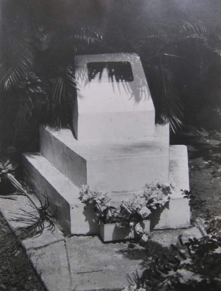 Archivo:Tarja a Guillermo Domínguez.jpg