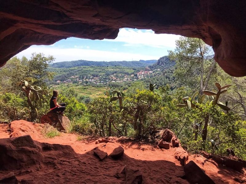Archivo:VistasCueva-1024x768.jpg