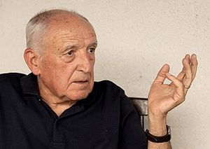 Ángel Lertxundi.jpg