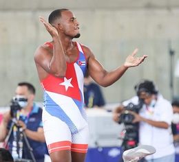 Alain Moreno luchador cubano.jpg