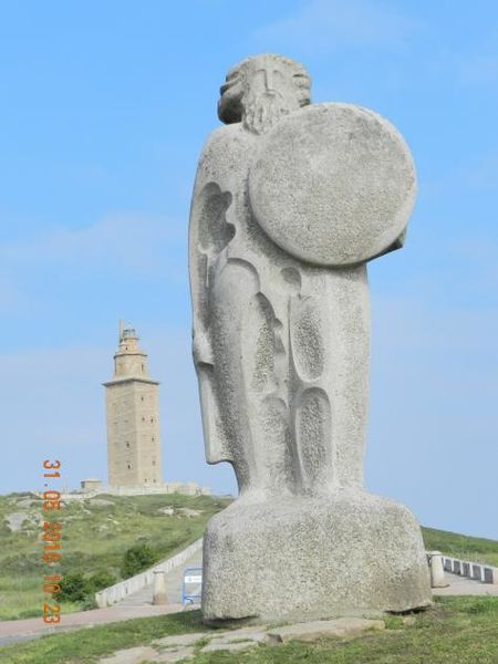 Archivo:Breogancontorredeerculesalfondo.jpg