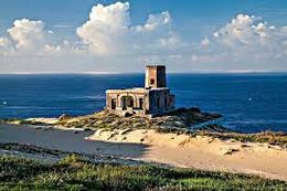 Faro viejo de cabo falso.jpg