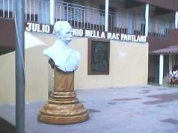Esc j a mella plazoleta.jpg