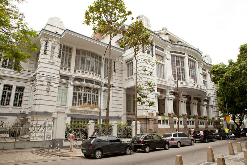Archivo:Laranjeiras Blaser 19.jpg