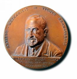 Medalla homenaje, 1929.jpg