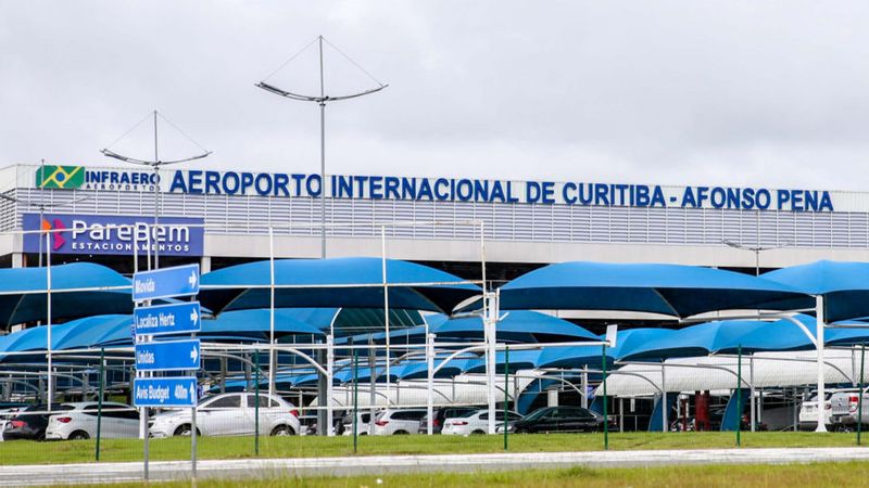 Archivo:Aeropuerto Internacional Afonso Pena.jpg