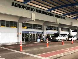 Aeropuerto Internacional Hercílio Luz.jpg