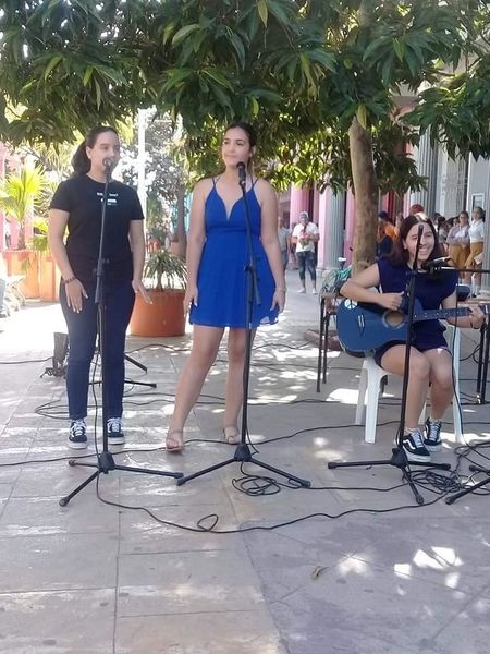 Archivo:Comunida joven.jpg