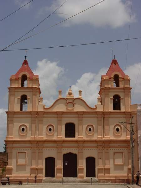 Archivo:1iglesiacarmen.jpg