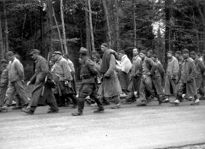 Archivo:Marchas de la muerte.jpg