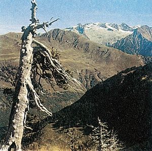 Pico de Estós (Huesca).jpg