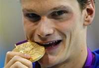 El nadador francés Yannick Agnel, medalla de oro en los 200 metros estilo libre