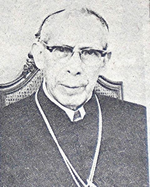 Archivo:Luis Chávz y González.jpg