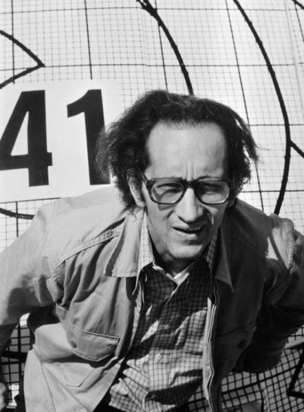 Archivo:Frank-Stella-portrait.jpg