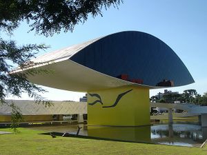 Museo Oscar Niemeyer.jpg