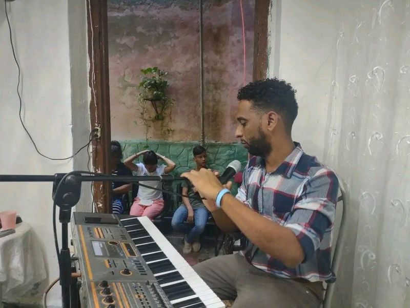 Archivo:Hugo Carmenaty.jpg