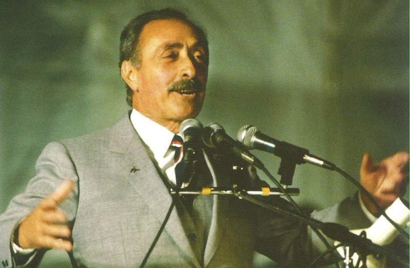 Archivo:Seregni.jpg