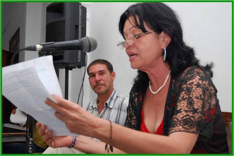 Archivo:Elena.jpg