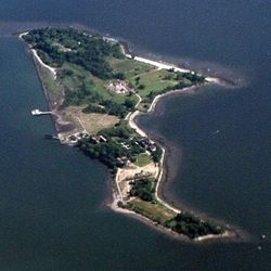 Hart Island (inglés)
