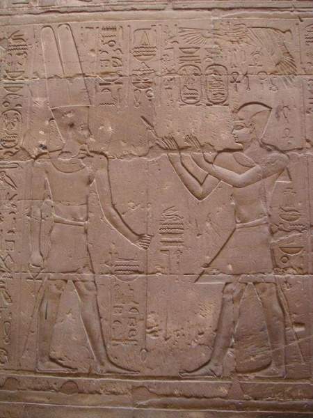 Archivo:Louxor Amon Ra Alexandre.jpg