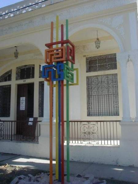 Archivo:Olivares-Raigambre, 2001.jpg