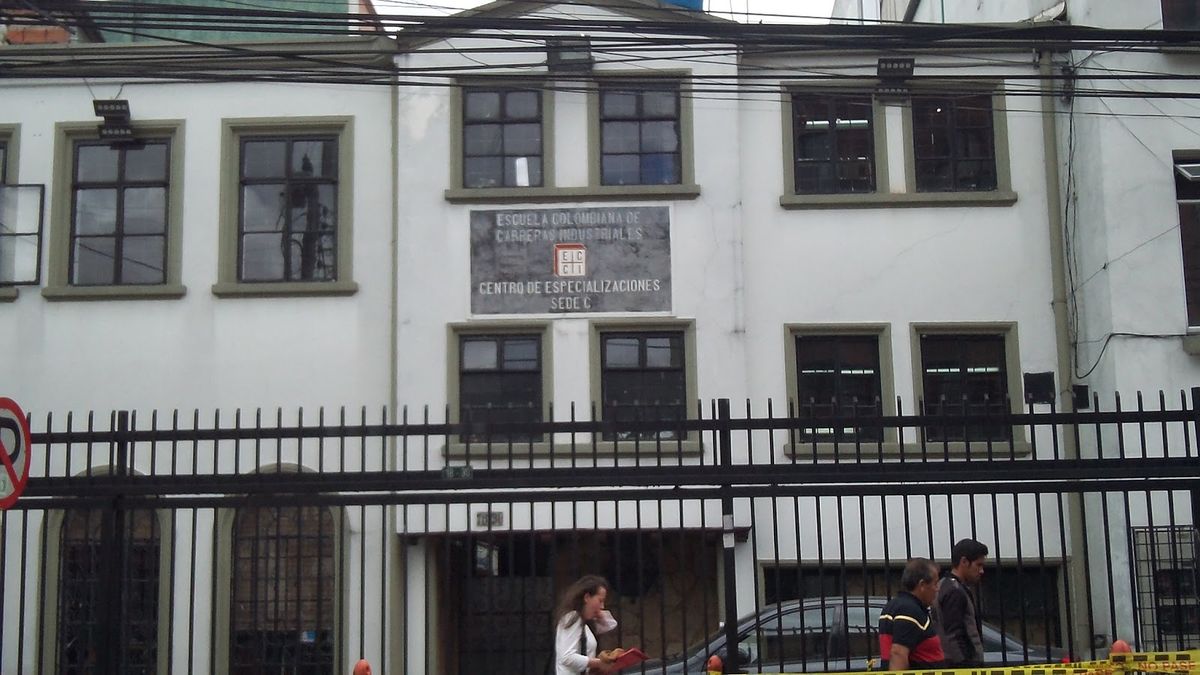 Escuela Colombiana De Carreras Industriales Bogotá Ecured