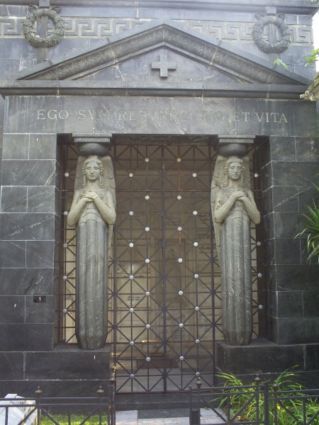 Archivo:Museo Cementerio San Pedro(63)-Medellin.JPG