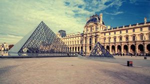 Museo del louvre.jpg