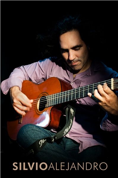 Archivo:Silvio Alejandro.jpg