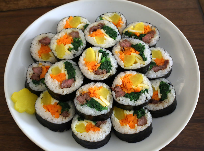 Archivo:Gimbap 02.jpg